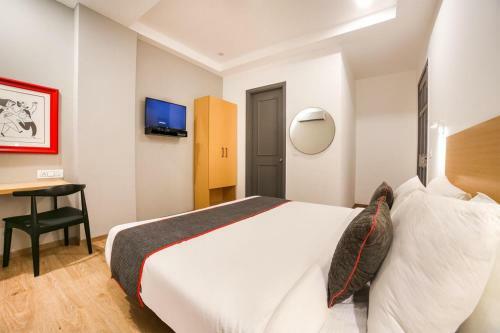 Hotel Admire Inn "atta Market, Noida Sector 18"