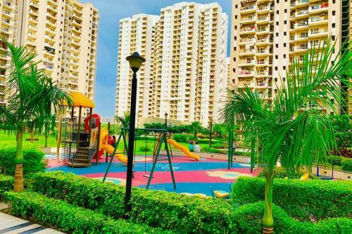 Apartamento The F�ilte Square Near India Expo Mart