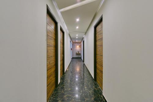 Hotel Fortune Inn- Noida Sector 19