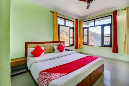 Hotel Shivaya & Restaurant