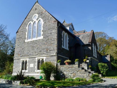Victoria Lodge