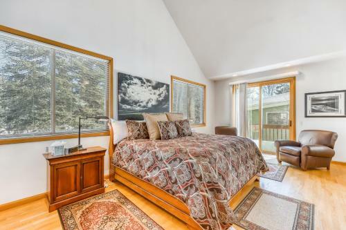 Topaz Getaway