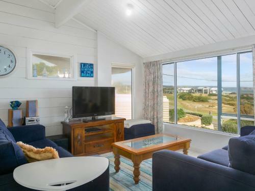 Wave And See 53 Gold Coast Drive