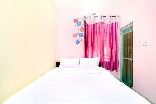 Hotel Spot On 37127 HC Palace