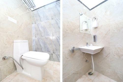 Oyo 28142 Hotel Sharrytel