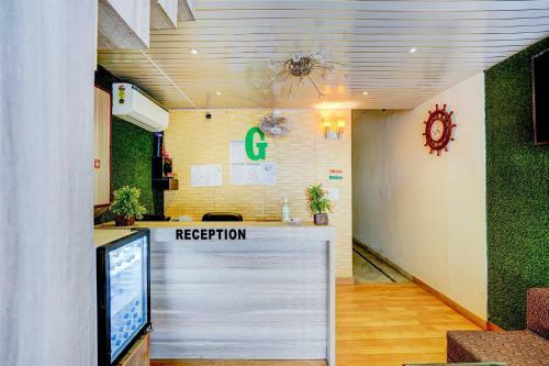 Oyo 81853 Hotel G Plaza