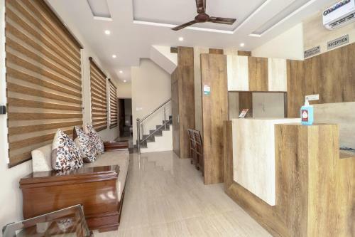 Oyo 75730 Hotel Happy Home