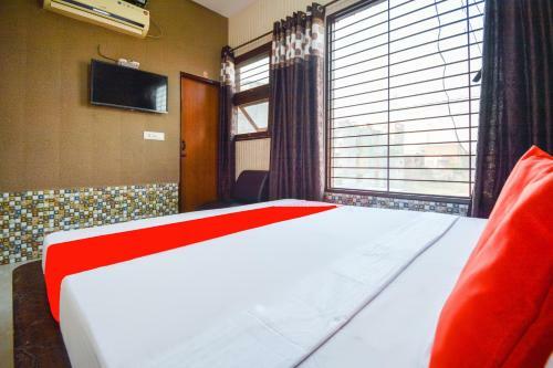 Oyo Flagship 64839 Hotel Sunshine