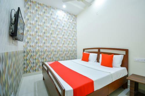 Oyo Flagship 64839 Hotel Sunshine