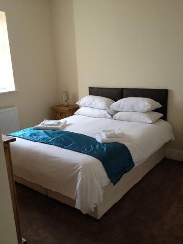 Waterview Deluxe Apartments