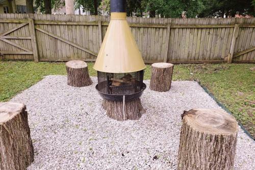 Haven In Harmony. Entire 840sqft Cottage. Sleeps 4