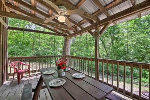 Waters Edge Retreat With Deck On Patoka Lake!