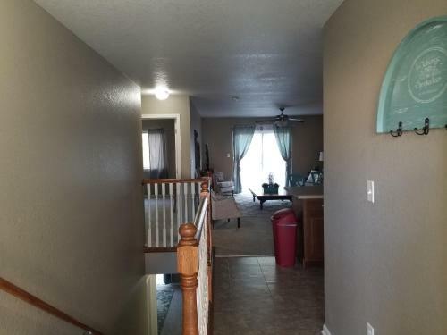 Villa Completebnb Presents Mkn1213n, Stunning 3br 2bath Townhouse