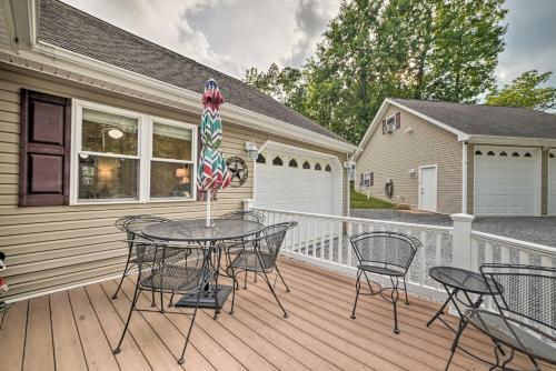 Kentucky Lake House With Great Outdoor Space!