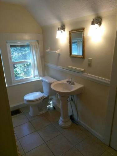 3 Bedroom In The Hipstoric Highlands