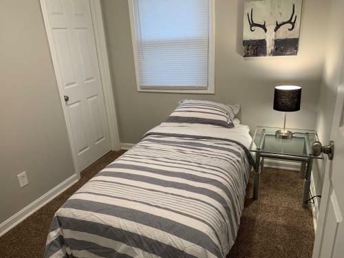 The Orange Door-sleeps 10