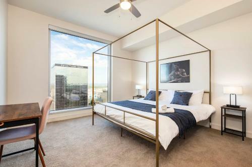 Apartamento Elegant 2br Condo With Sky Pool By Cozysuites