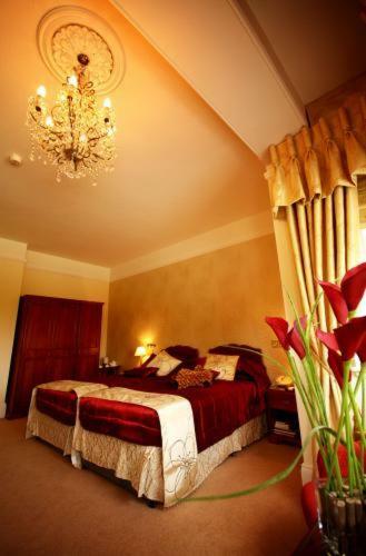 The Old Vicarage Hotel & Restaurant
