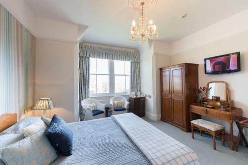 The Old Vicarage Hotel & Restaurant