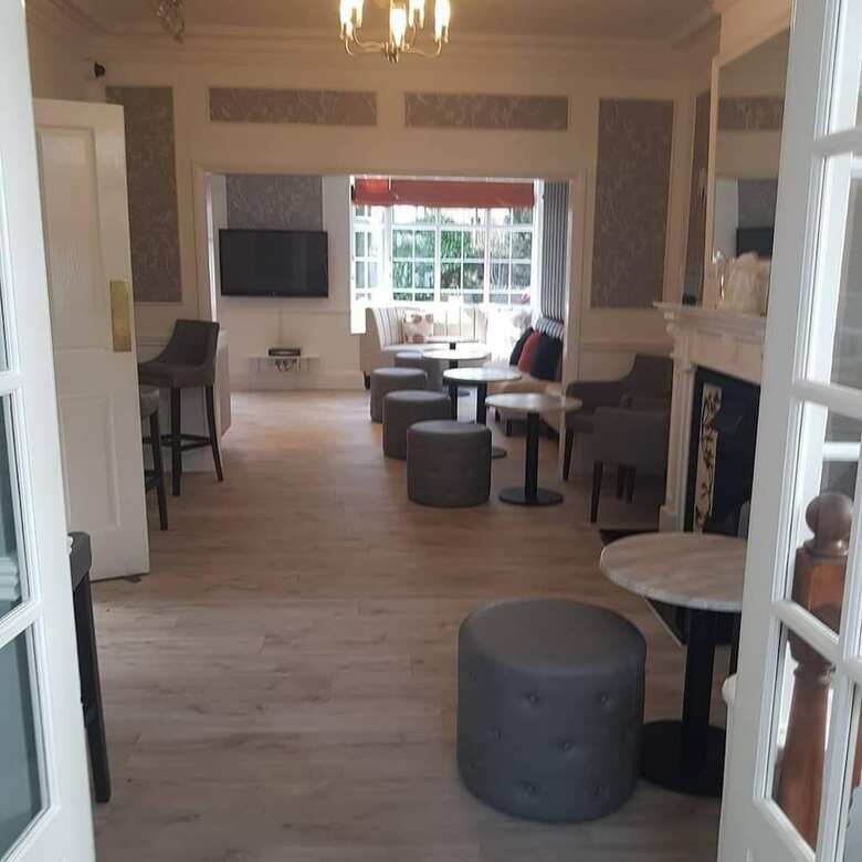 Hostal Charnwood Lodge
