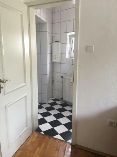 Apartment Am Friedrich Ebert Park Mit �ber 100qm Wohnfl�che