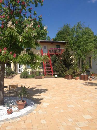 Apartamento Ferienwohnung Gr�ne Oase