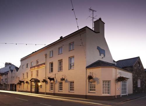 Posada Ye Olde Bulls Head Inn & Townhouse