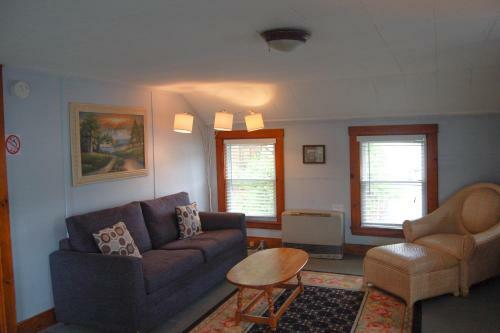 Bayview Cottages & Retreats