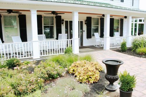 Hotel Mary's Land Farm