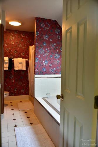 The Yellow Rose Of Talbot Bed And Breakfast