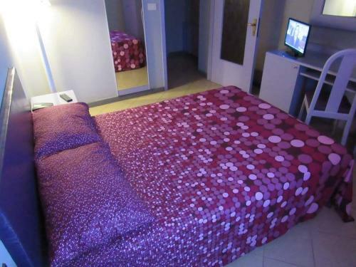 Hostal B&B The Sun Swimming & Pool