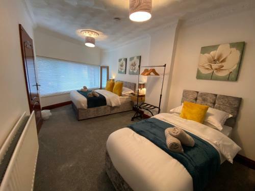 Home From Home 3 Bed Spacious Apartment In Swansea