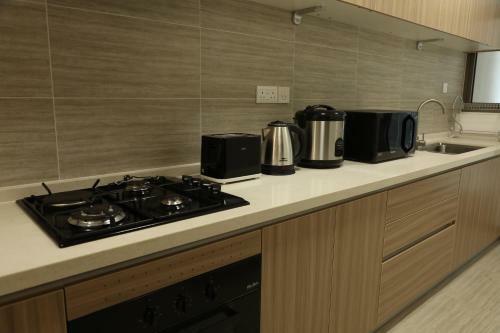Impeccable 2-bed Apartment In Astoria- Colombo 3