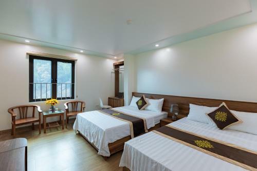 Dzung Lai Bay View Hotel