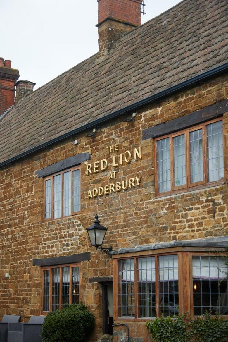 Red Lion Hotel