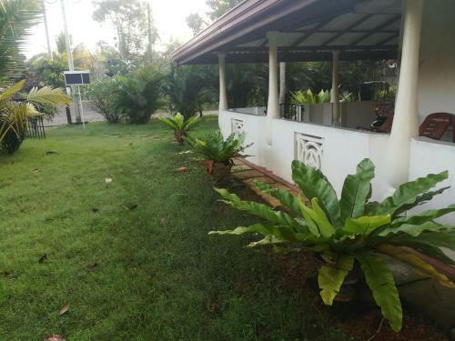 Anura Home Stay