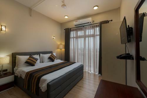Pink Elephant Tourist Apartment Hotel