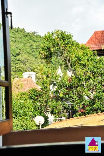 Surathura Homestay