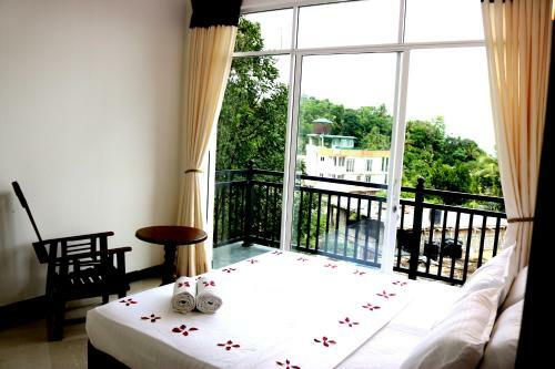 Albergue Hotel Kandy Jazz