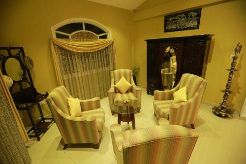 Lodge Mansion In Kandy Valley's