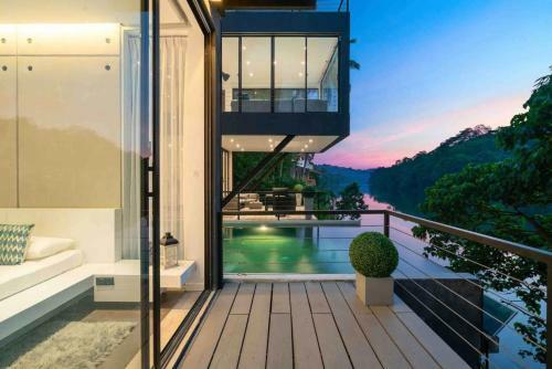 Ultramodern Riverfront Villa With Infinity Pool