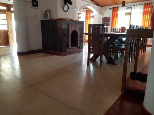 Hostal Riverston Holiday Guest House