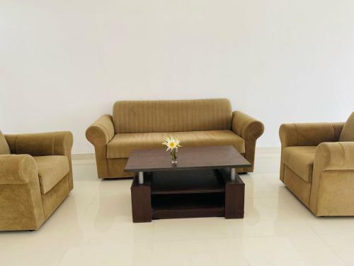 Hostal Kings Marine Sk Town