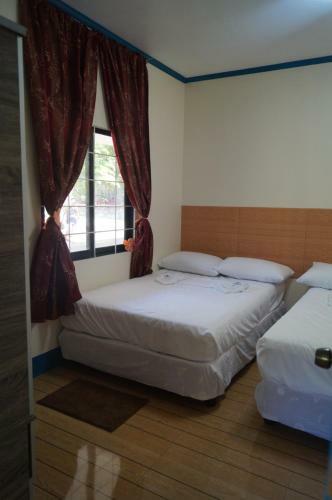 Hostal Camiguin Viajeros House Rental
