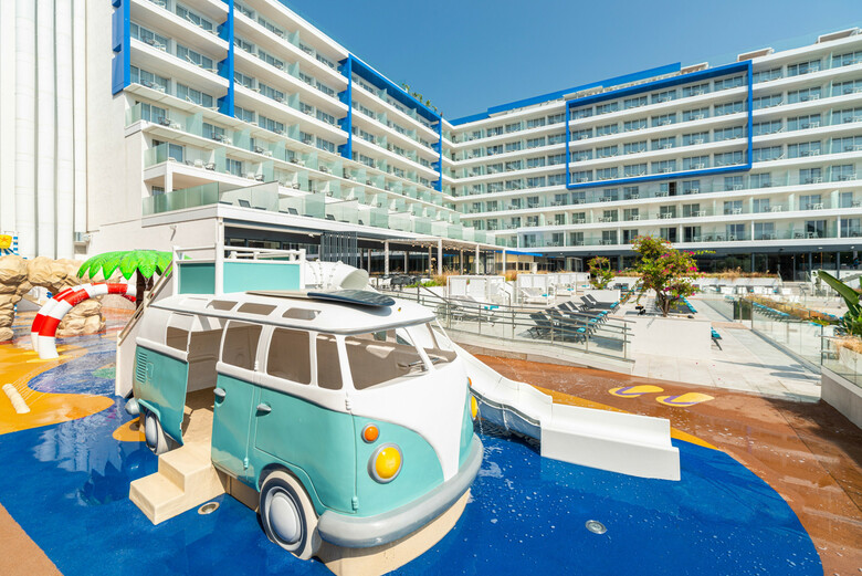 Hotel Azure