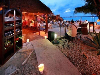 Hotel El Cid La Ceiba Beach