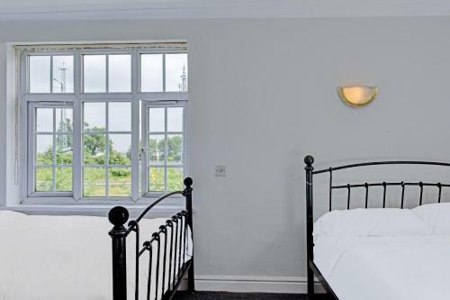 Gables Hotel & Restaurant