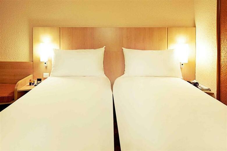 Hotel Ibis London Luton Airport