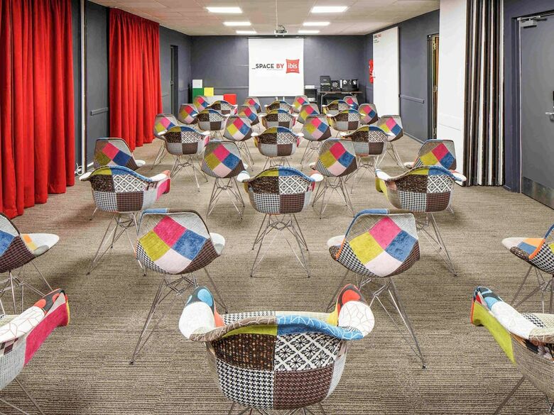 Hotel Ibis London Luton Airport