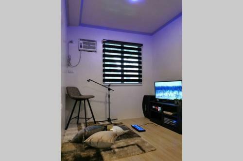 Cozy Home With A Ktv